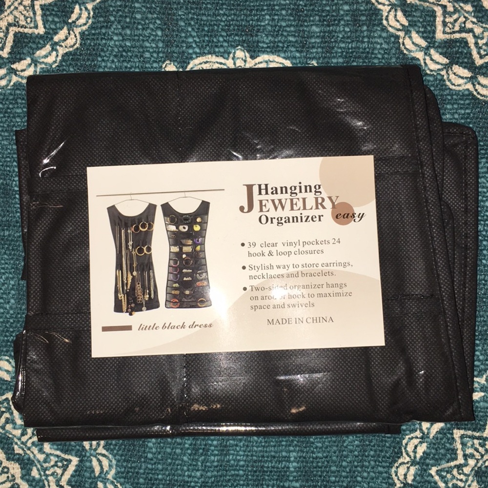 NWT black hanging jewelry organizer